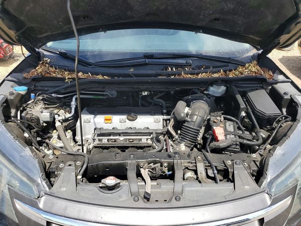 2014 HONDA CRV LX — Engine bay