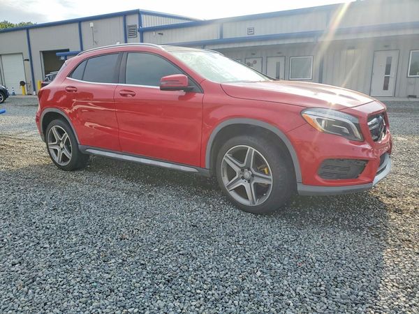 2015 MERCEDES-BENZ 300 GLA250 4-MATIC