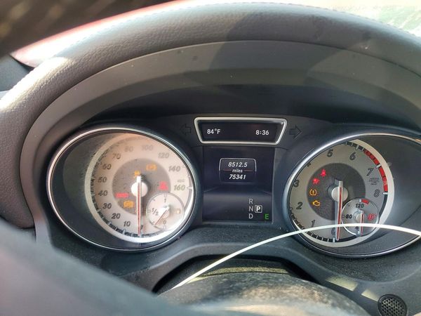 2015 MERCEDES-BENZ 300 GLA250 4-MATIC