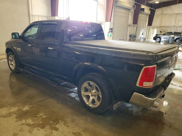 2016 RAM 1500 LARAMIE CREW CAB 4X4