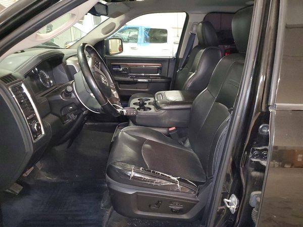 2016 RAM 1500 LARAMIE CREW CAB 4X4