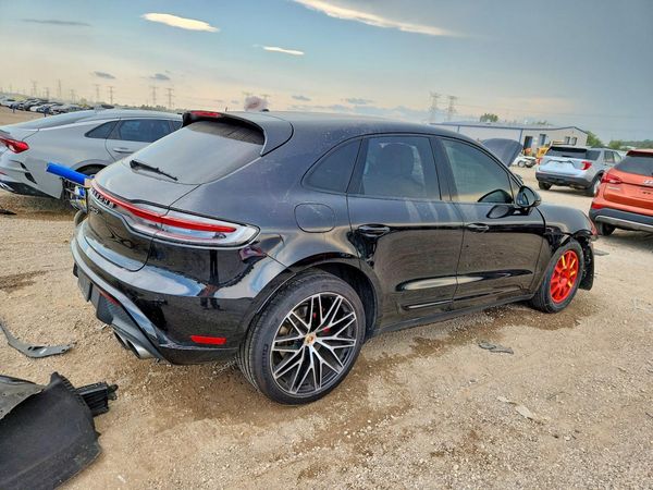 2023 PORSCHE MACAN S