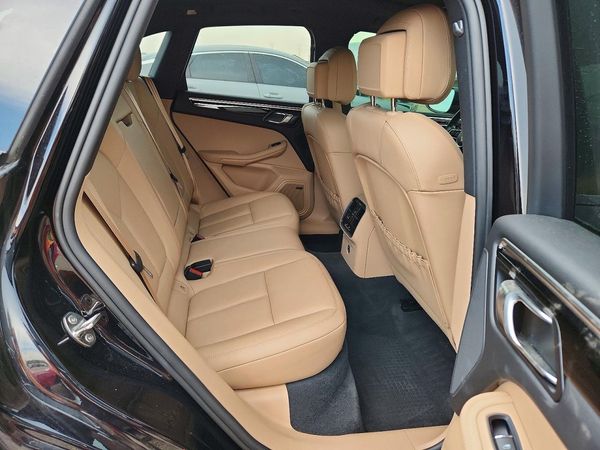 2023 PORSCHE MACAN S