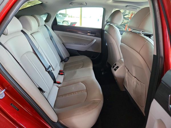 2019 HYUNDAI SONATA