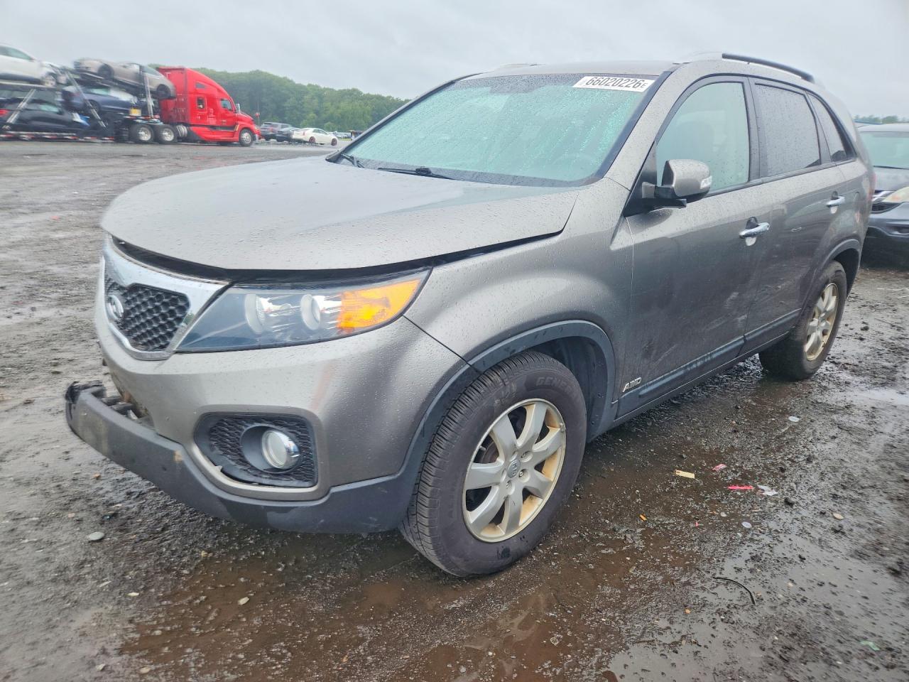 2013 KIA SORENTO Base / LX