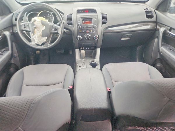 2013 KIA SORENTO Base / LX