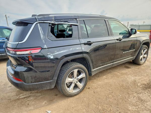 2022 JEEP GRAND CHEROKEE