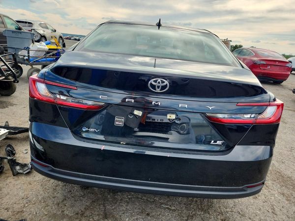 2025 TOYOTA CAMRY