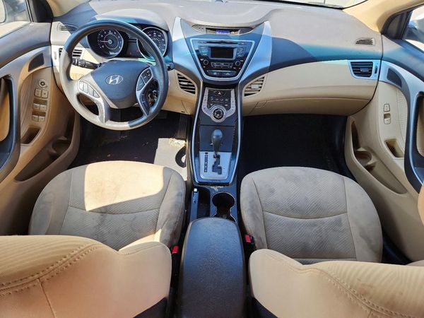 2013 HYUNDAI ELANTRA