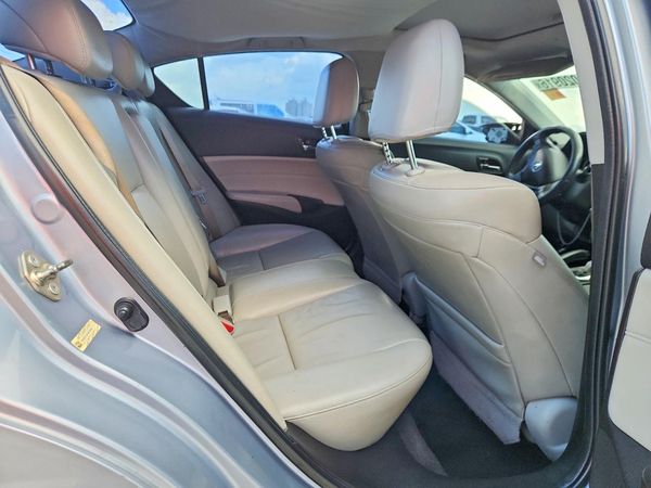 2016 ACURA ILX Base/Acura Watch Plus