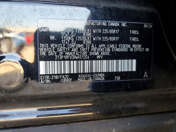 2024 TOYOTA RAV4 XLE