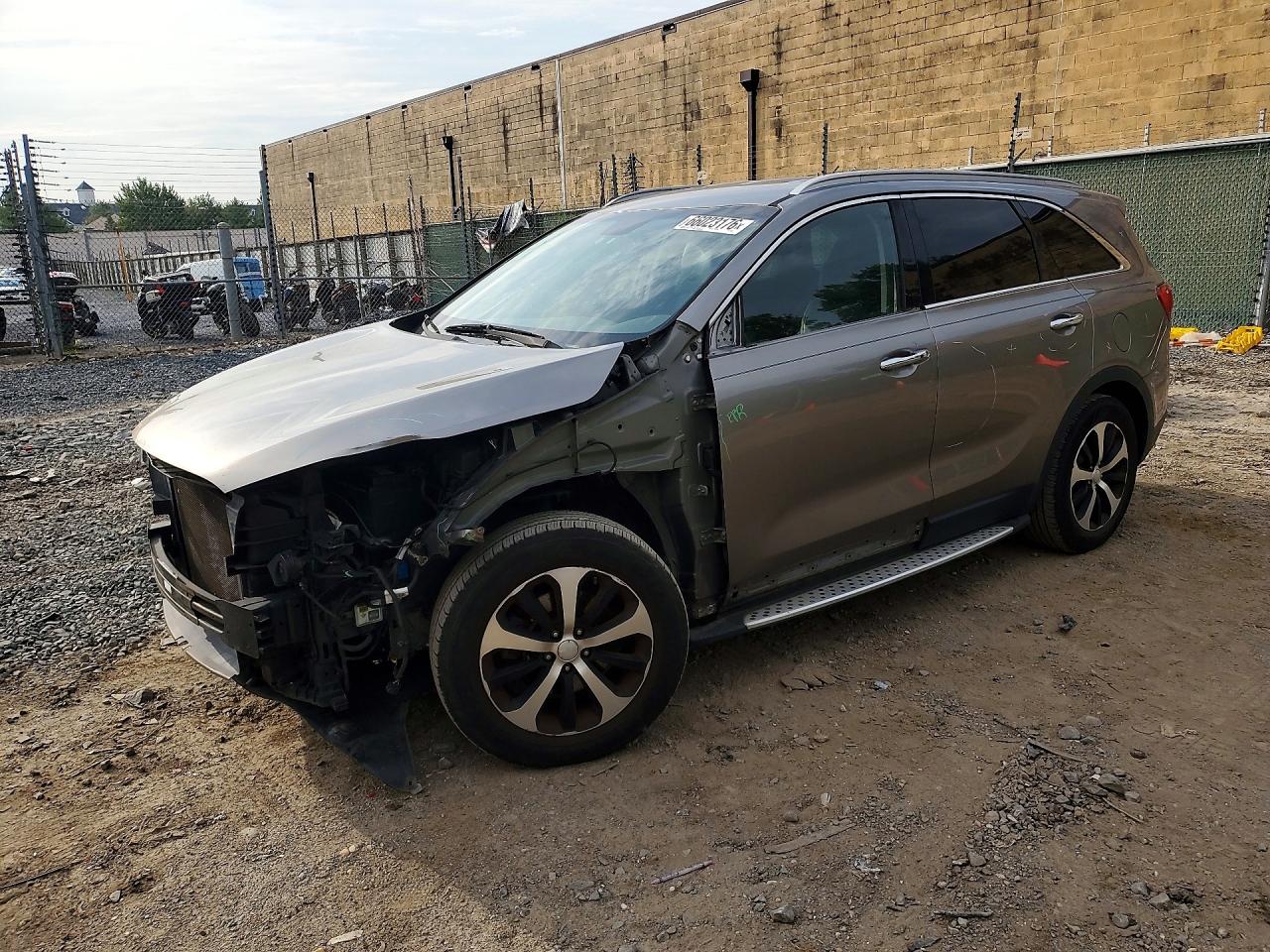 2017 KIA SORENTO