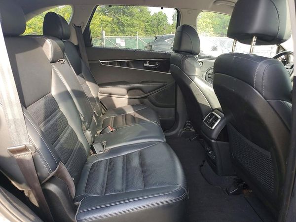 2017 KIA SORENTO