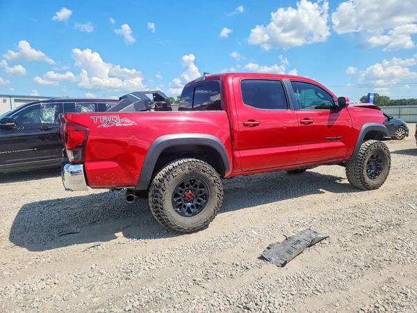 2018 TOYOTA TACOMA