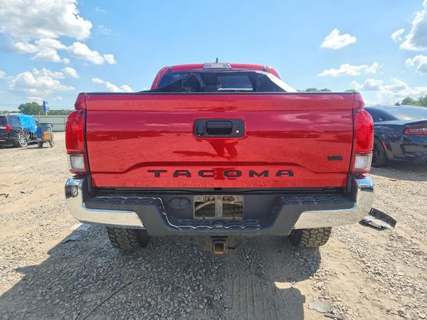 2018 TOYOTA TACOMA