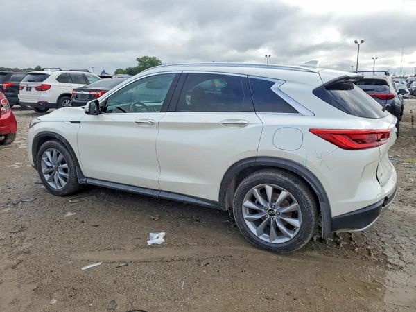 2021 INFINITI QX50 Essential