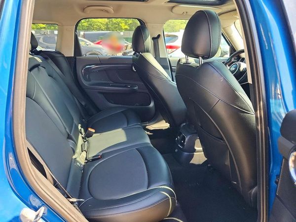 2018 MINI COOPER