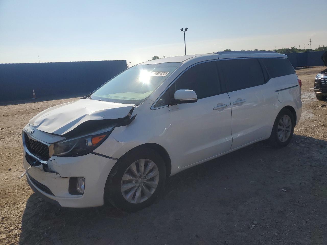 2016 KIA SEDONA