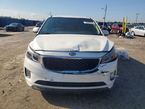 2016 KIA SEDONA