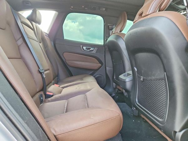 2021 VOLVO XC60 Momentum — PSRS