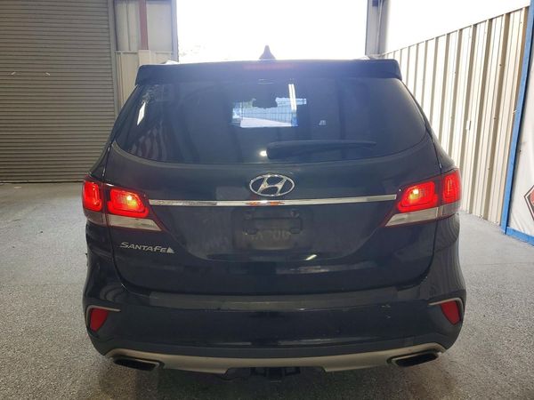 2018 HYUNDAI SANTA FE SE Base