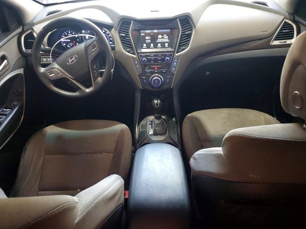 2018 HYUNDAI SANTA FE SE Base