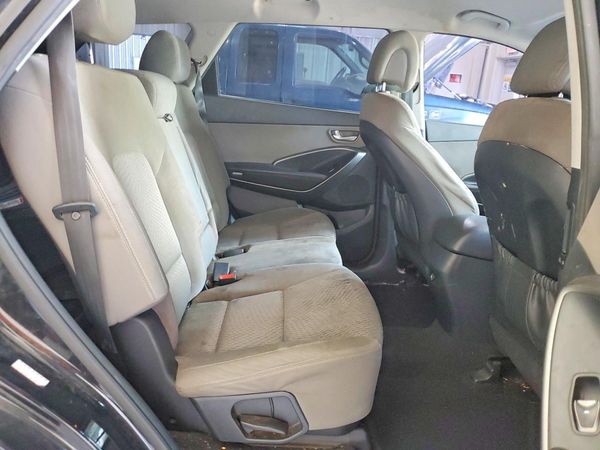 2018 HYUNDAI SANTA FE SE Base
