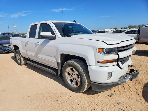 2019 CHEVROLET SILVERADO LT — Passenger 3/4