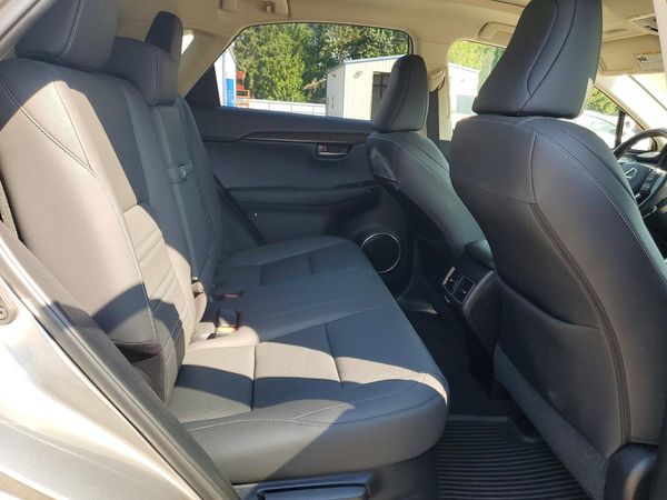 2020 LEXUS NX 300H Comfort