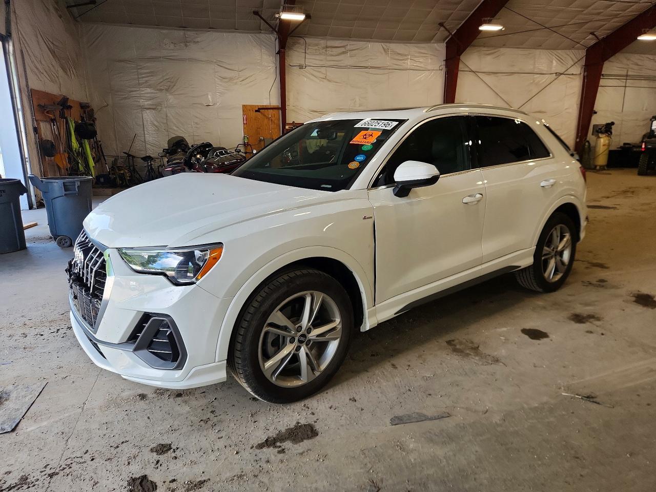 2022 AUDI Q3