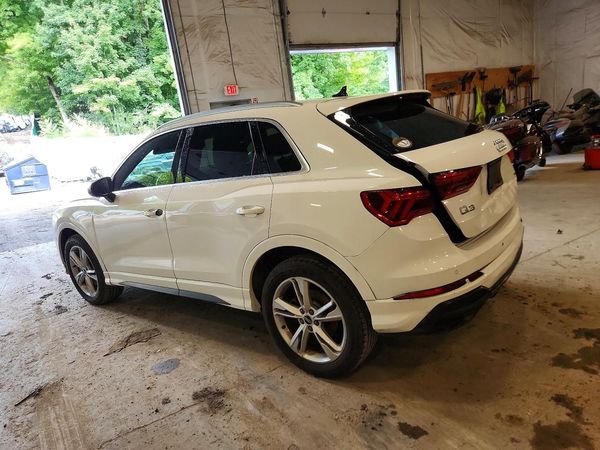 2022 AUDI Q3