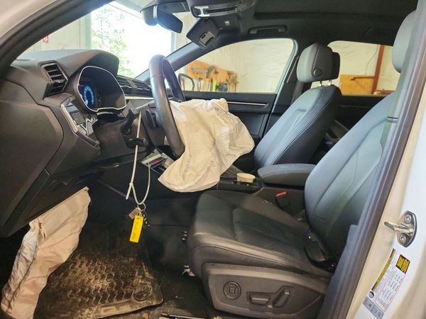 2022 AUDI Q3