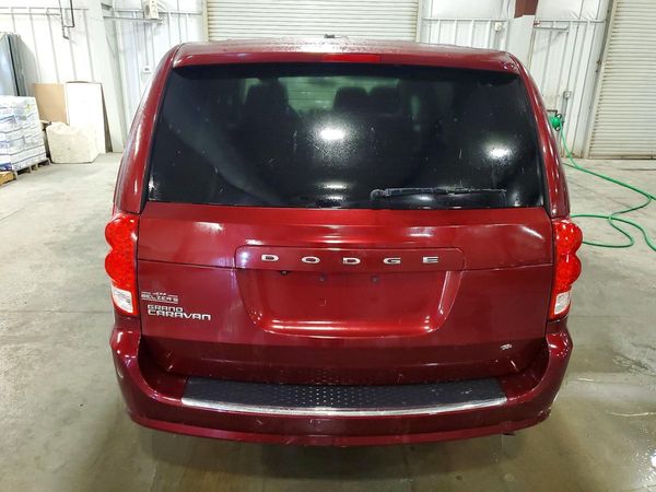 2018 DODGE GRAND CARAVAN SE