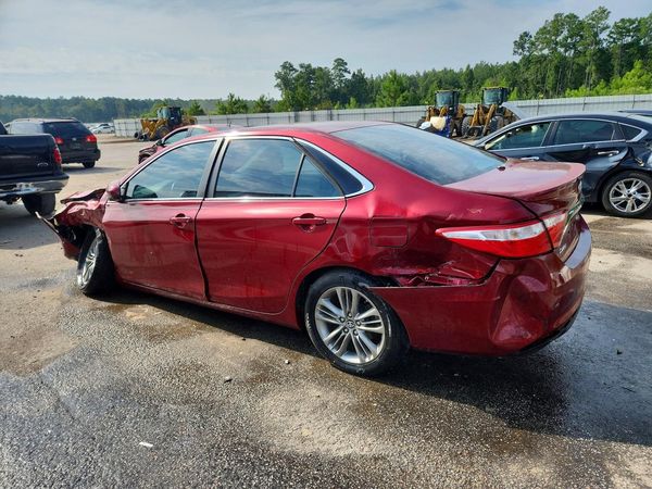 2016 TOYOTA CAMRY