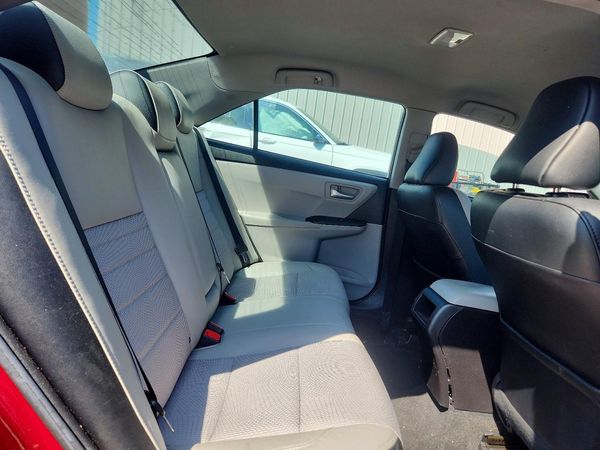2016 TOYOTA CAMRY