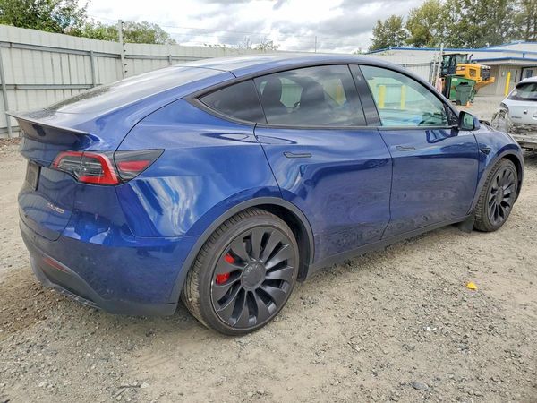 2022 TESLA MODEL Y