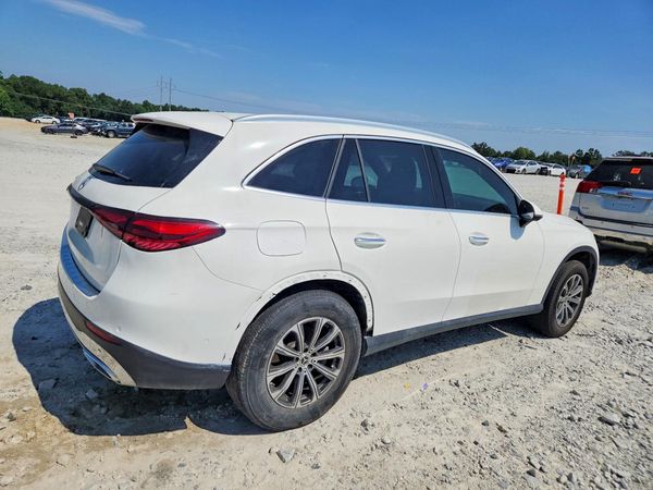 2025 MERCEDES-BENZ GLC GLC300