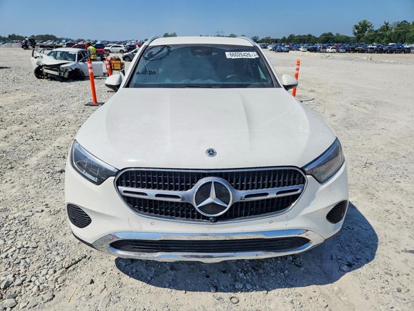 2025 MERCEDES-BENZ GLC GLC300