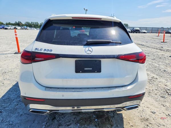 2025 MERCEDES-BENZ GLC GLC300