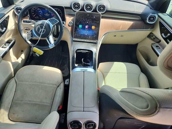 2025 MERCEDES-BENZ GLC GLC300