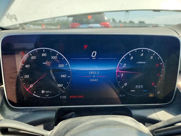 2025 MERCEDES-BENZ GLC GLC300