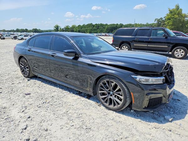 2020 BMW 740
