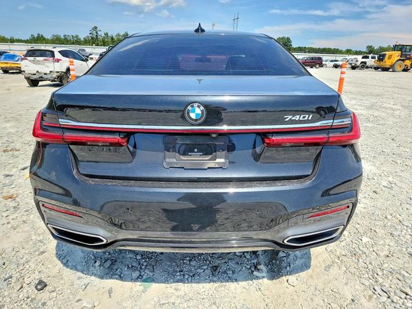 2020 BMW 740