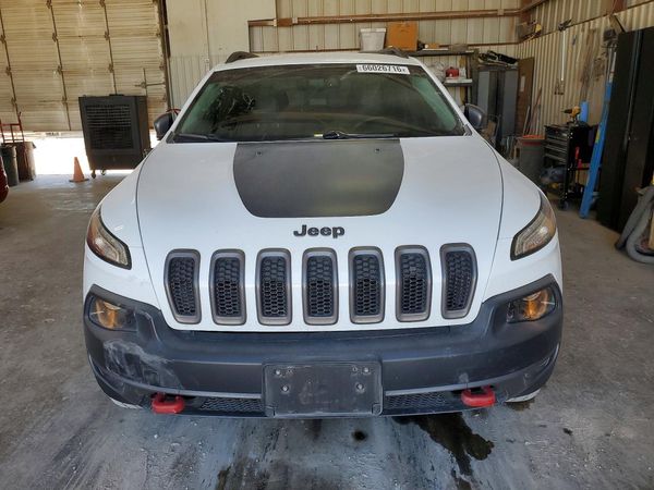 2015 JEEP CHEROKEE TRAILHAWK 4X4
