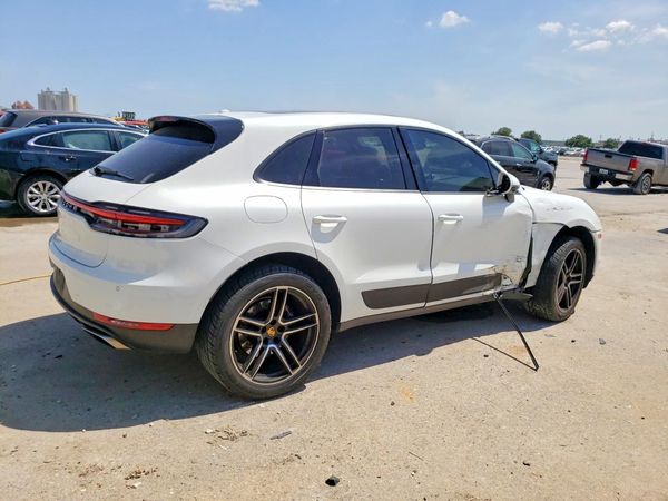 2021 PORSCHE MACAN Base
