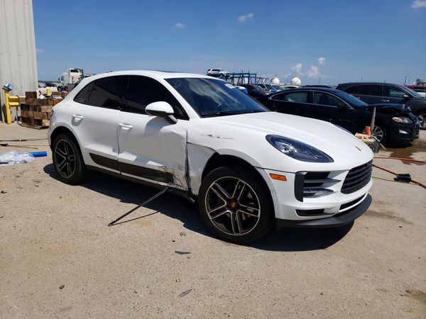 2021 PORSCHE MACAN Base