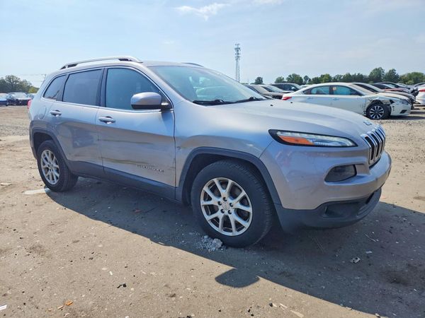 2016 JEEP CHEROKEE — Passenger 3/4
