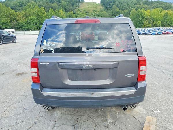 2016 JEEP PATRIOT LATITUDE FWD