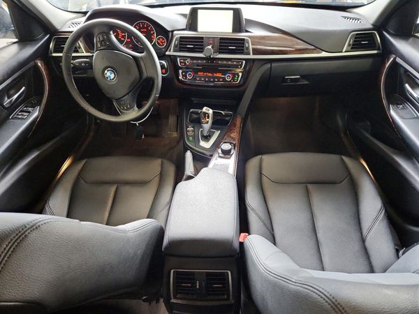2016 BMW 320 xDrive SA