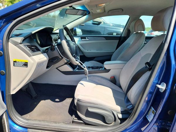 2017 HYUNDAI SONATA SE, Eco